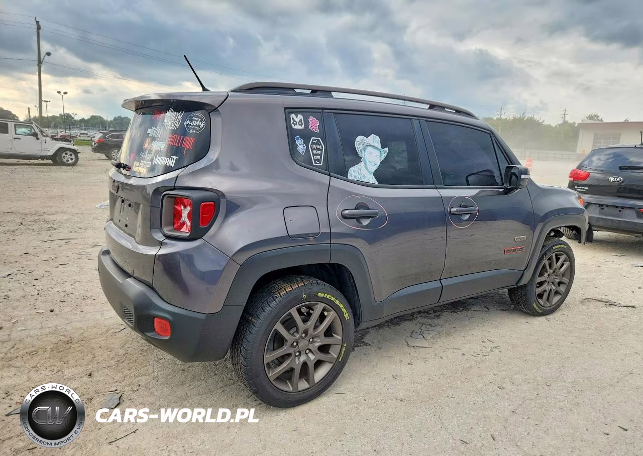 2016 Jeep Renegade Latitude VIN:ZACCJBBT1GPD66583 - 3