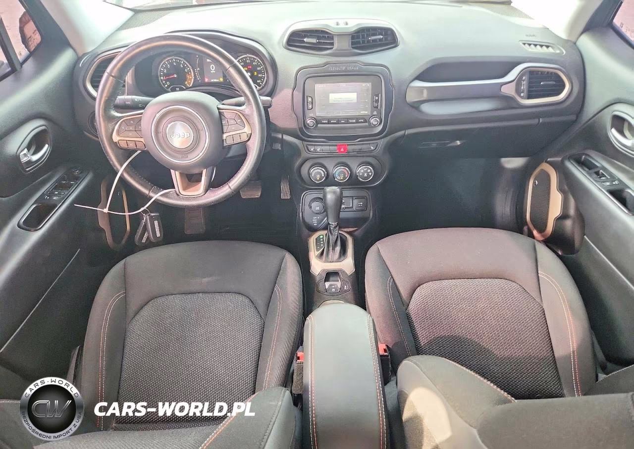 2016 Jeep Renegade Latitude VIN:ZACCJBBT1GPD66583 - 8