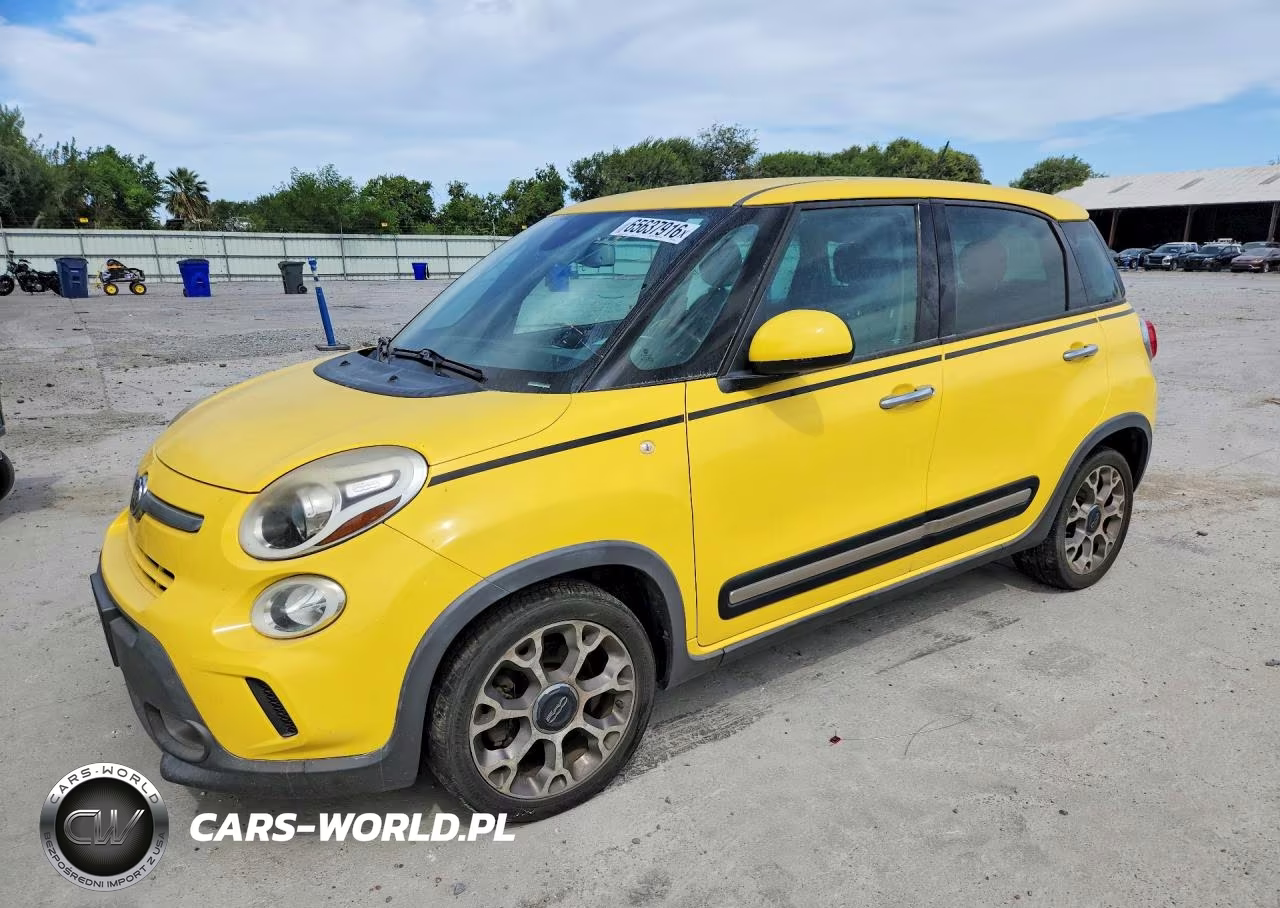 2014 Fiat 500L Trekking