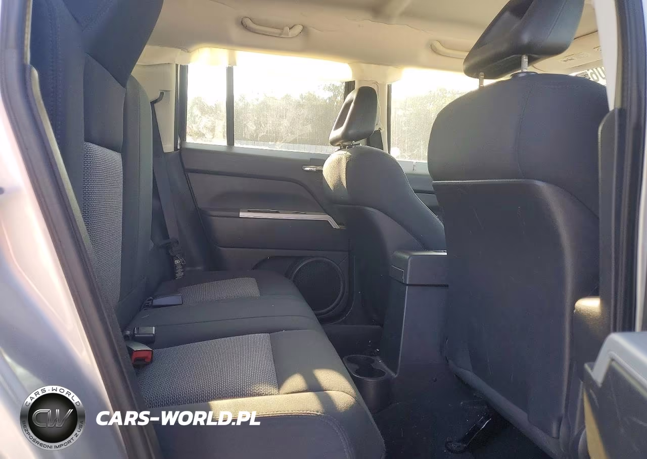 2008 Jeep Patriot Sport VIN:1J8FF28W08D514585 - 11
