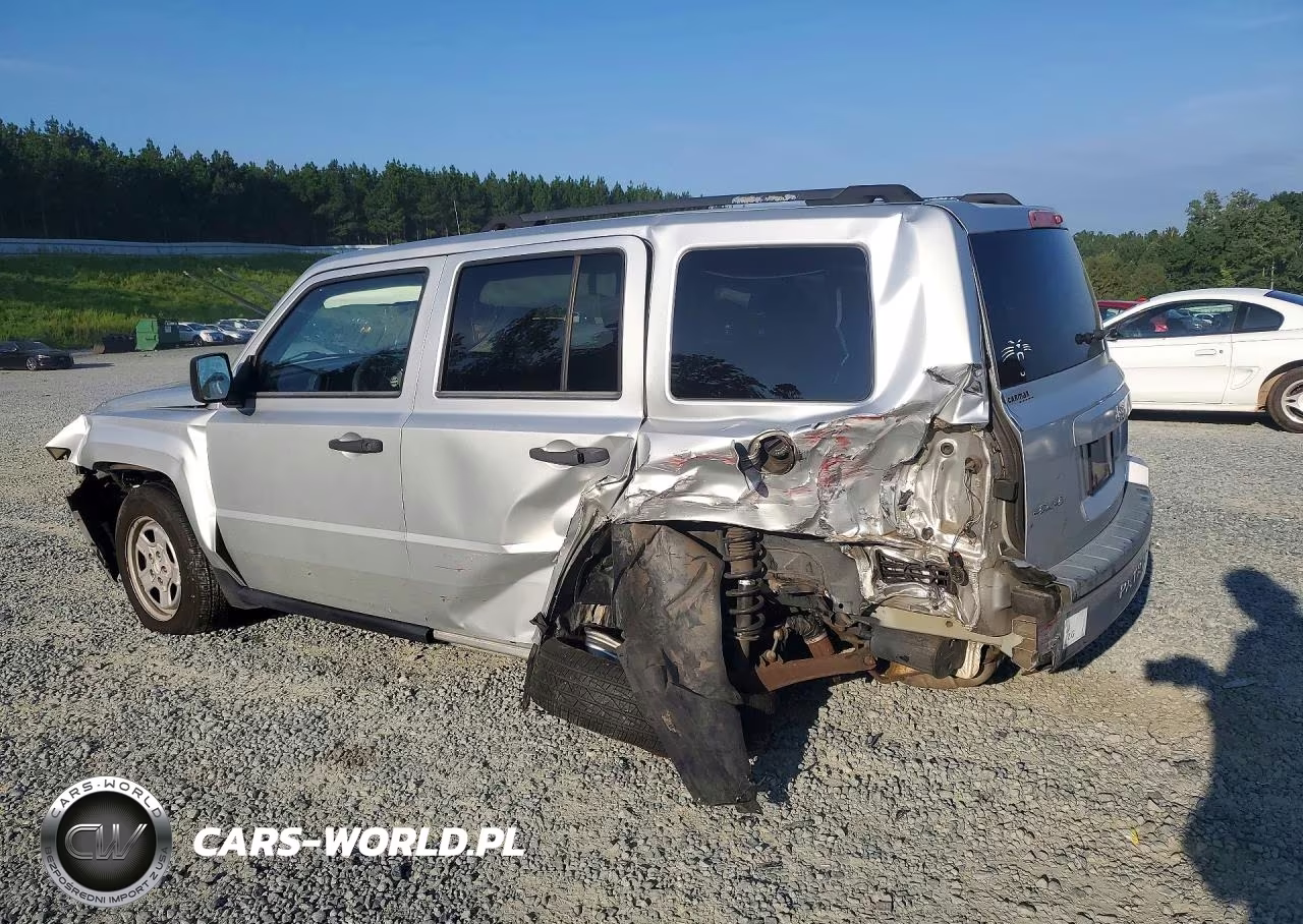 2008 Jeep Patriot Sport VIN:1J8FF28W08D514585 - 2