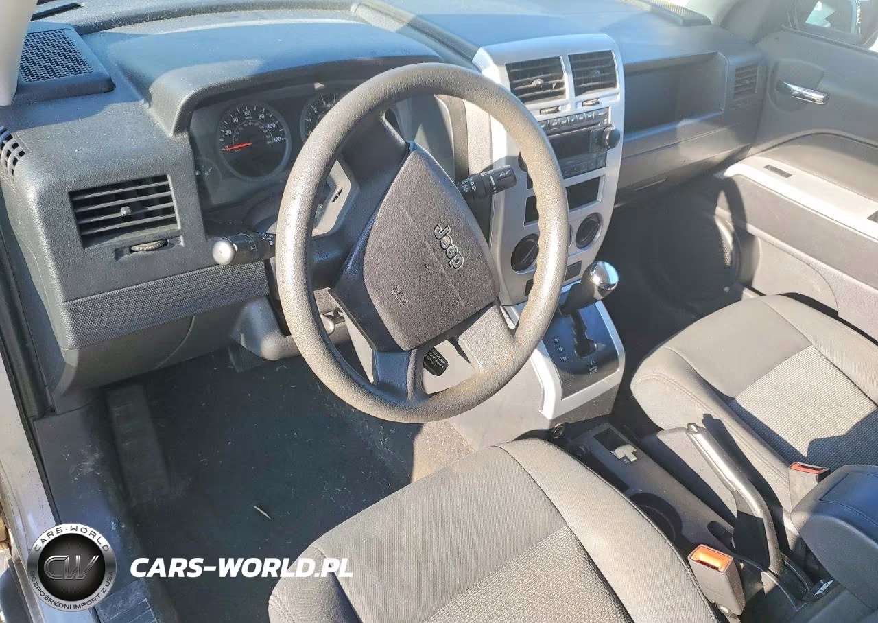 2008 Jeep Patriot Sport VIN:1J8FF28W08D514585 - 8
