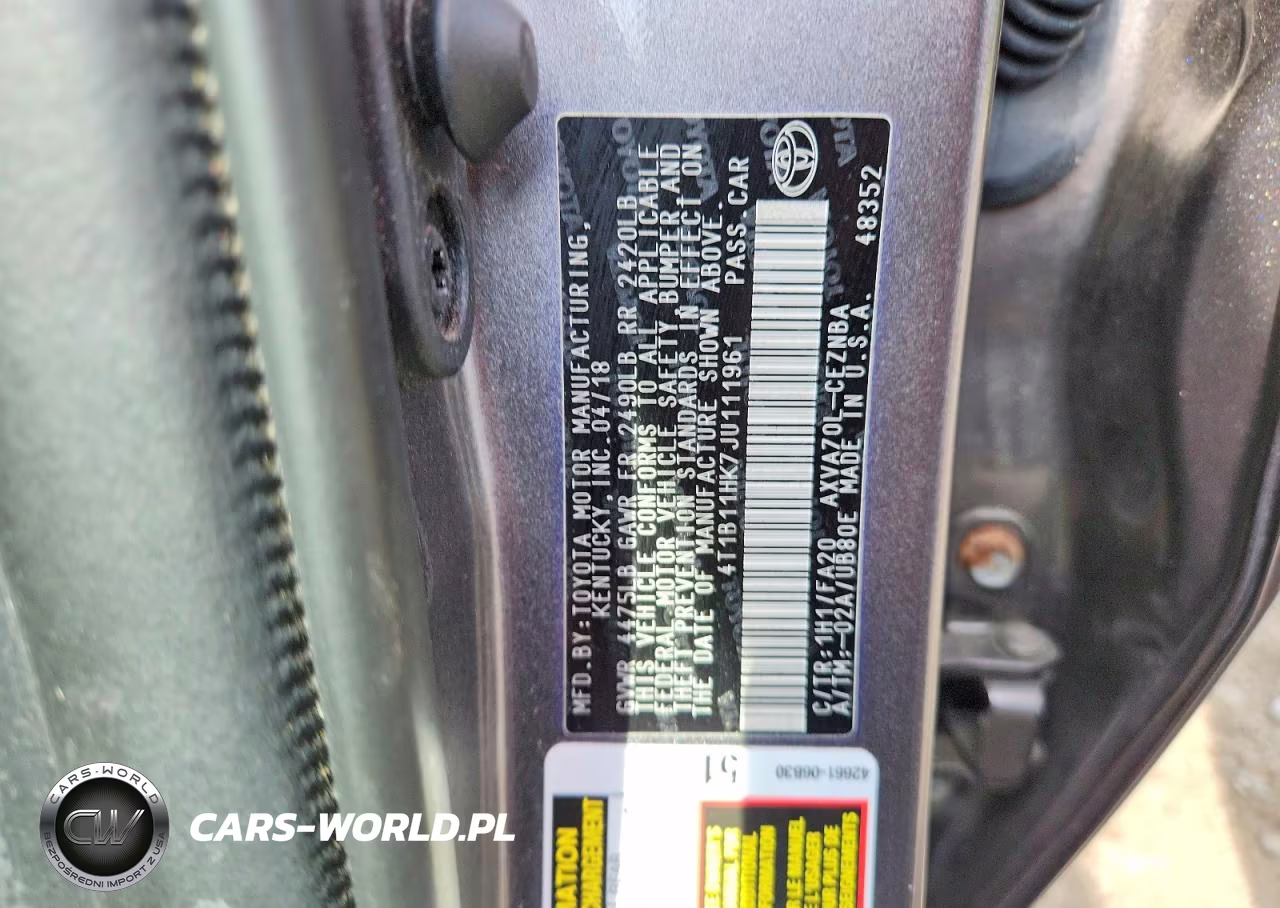2018 Toyota Camry Le VIN:4T1B11HK7JU111961 - 12