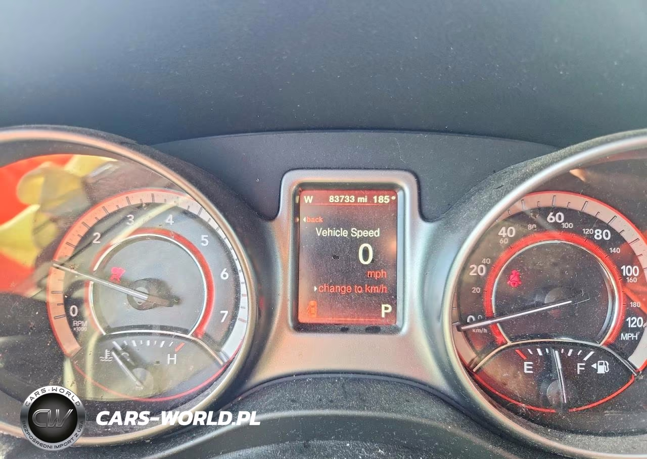2019 Dodge Journey Crossroad VIN:3C4PDCGG1KT860843 - 9