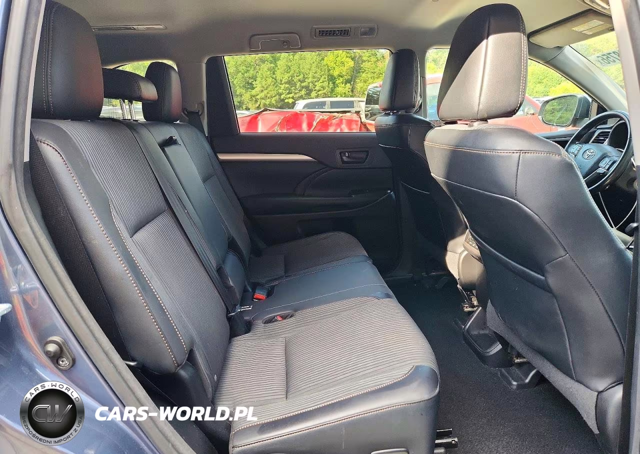 2016 Toyota Highlander Le Plus VIN:5TDBKRFH6GS352415 - 11