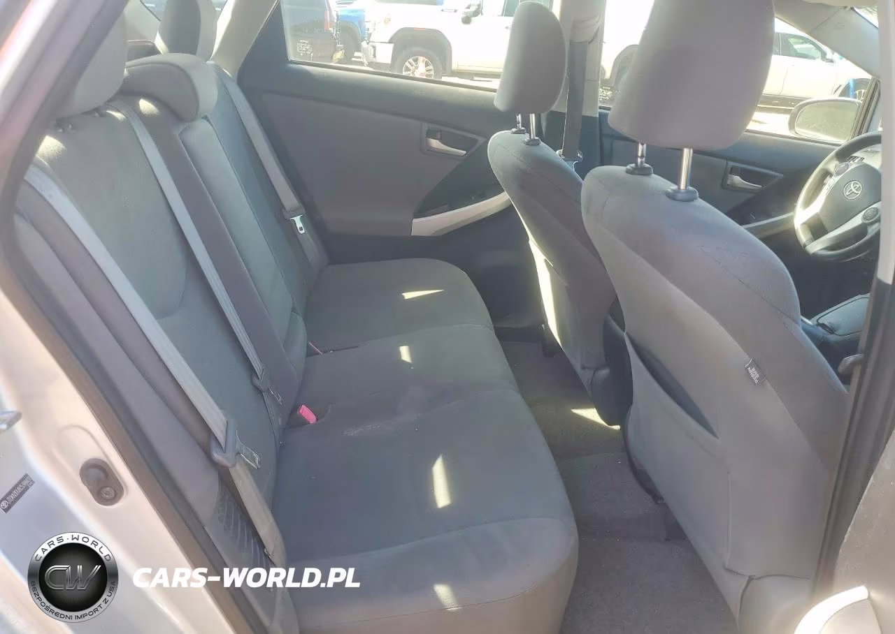 2012 Toyota Prius Two VIN:JTDKN3DU8C5398431 - 10