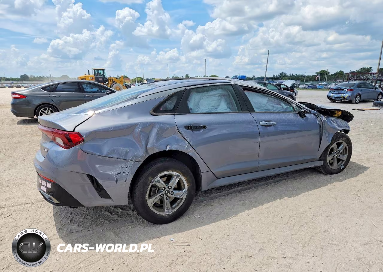 2021 Kia K5 Lxs VIN:5XXG14J24MG066915 - 3