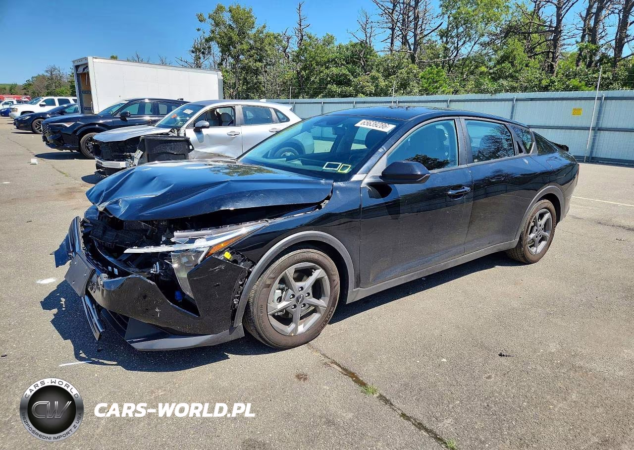 2025 Kia K4 Lxs VIN:3KPFT4DE4SE101714 - 1