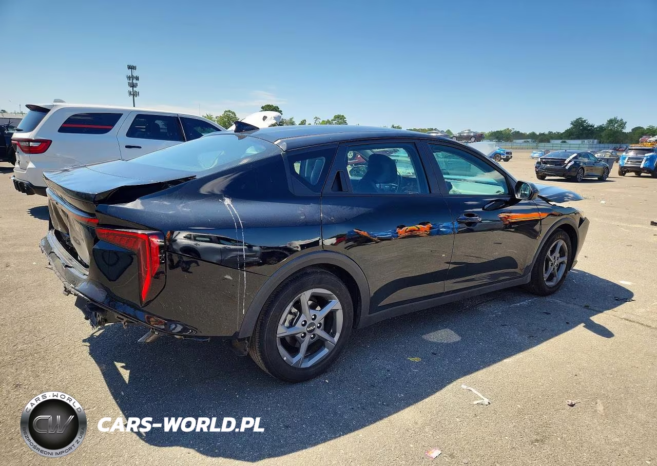 2025 Kia K4 Lxs VIN:3KPFT4DE4SE101714 - 3
