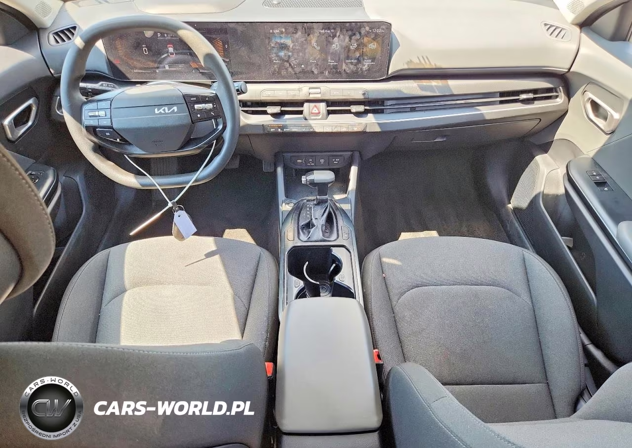2025 Kia K4 Lxs VIN:3KPFT4DE4SE101714 - 8