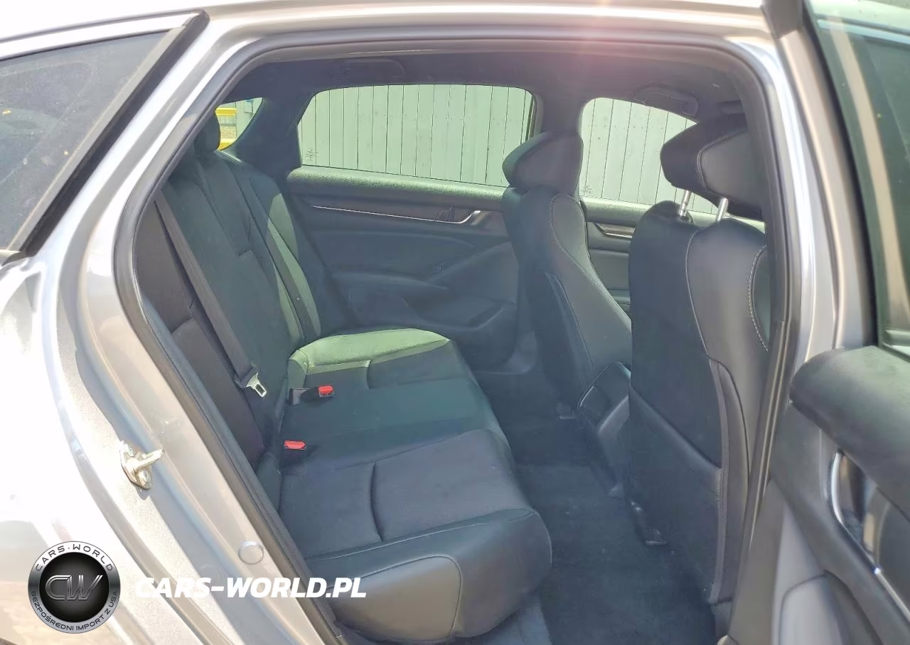2020 Honda Accord Sport VIN:1HGCV1F3XLA010072 - 10