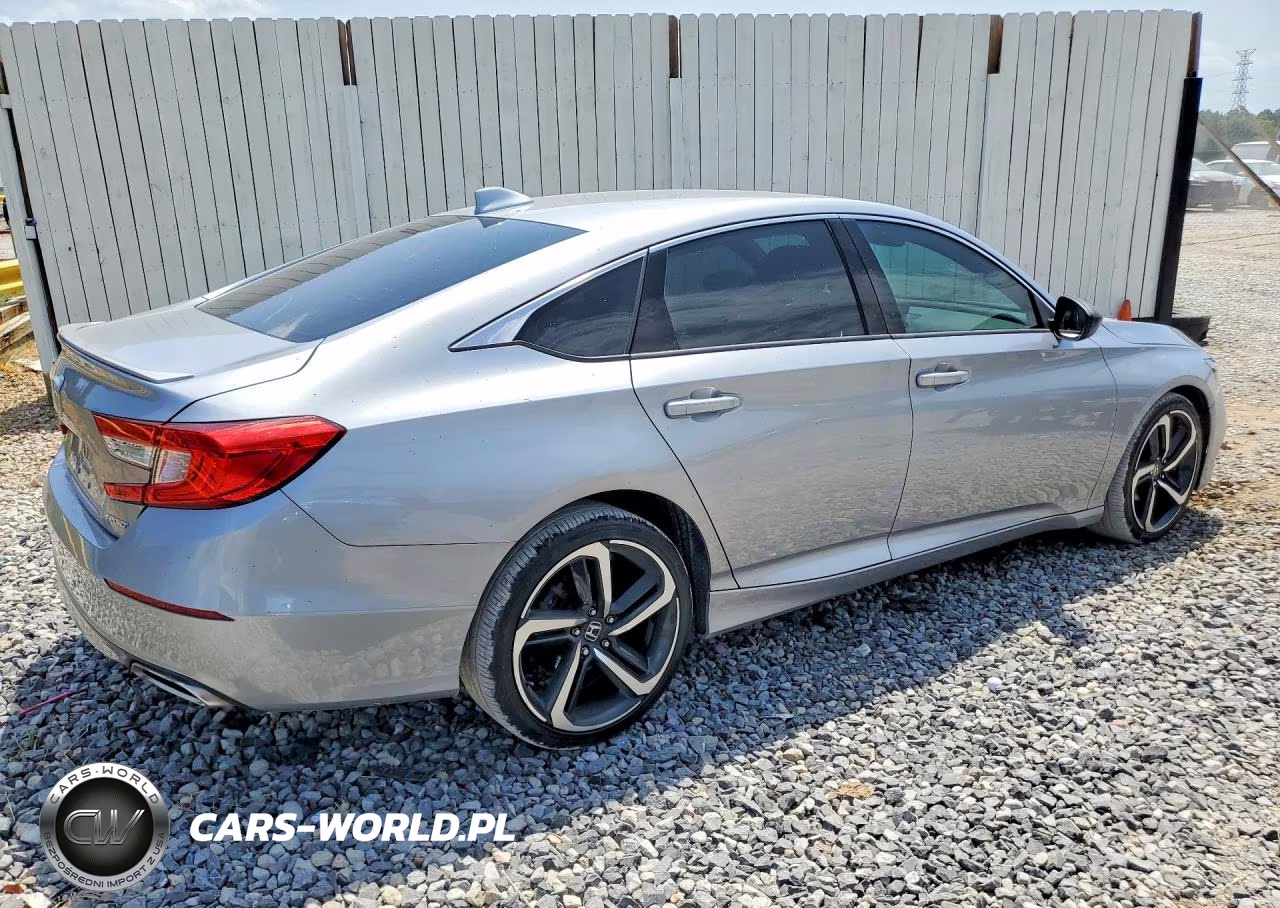 2020 Honda Accord Sport VIN:1HGCV1F3XLA010072 - 3