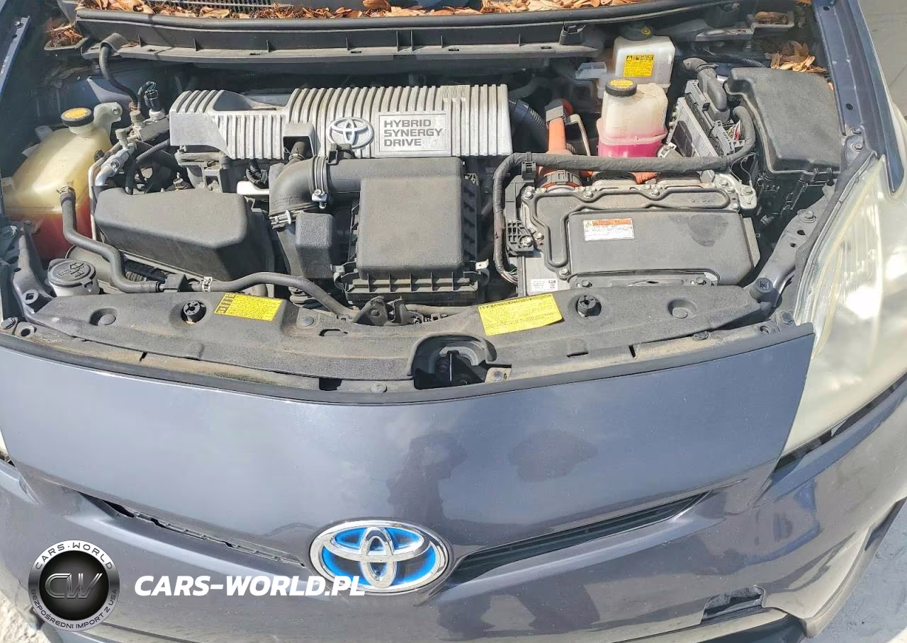 2013 Toyota Prius Two VIN:JTDKN3DU4D5590978 - 11