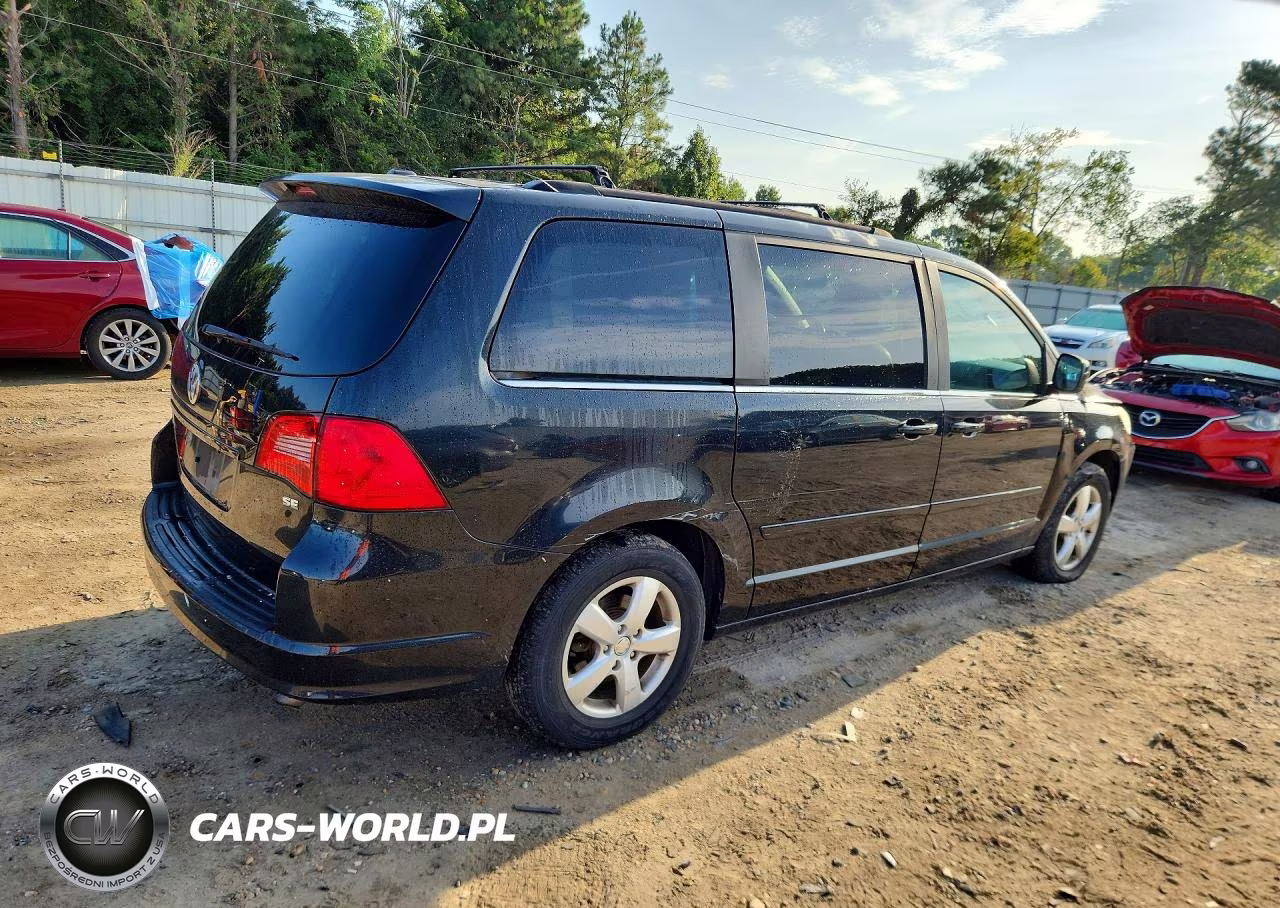 2011 Volkswagen Routan Se VIN:2V4RW3DG0BR625799 - 3