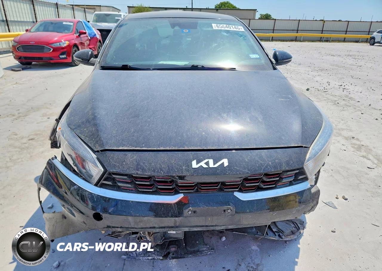 2022 Kia Forte Gt Line VIN:3KPF54AD8NE489315 - 5