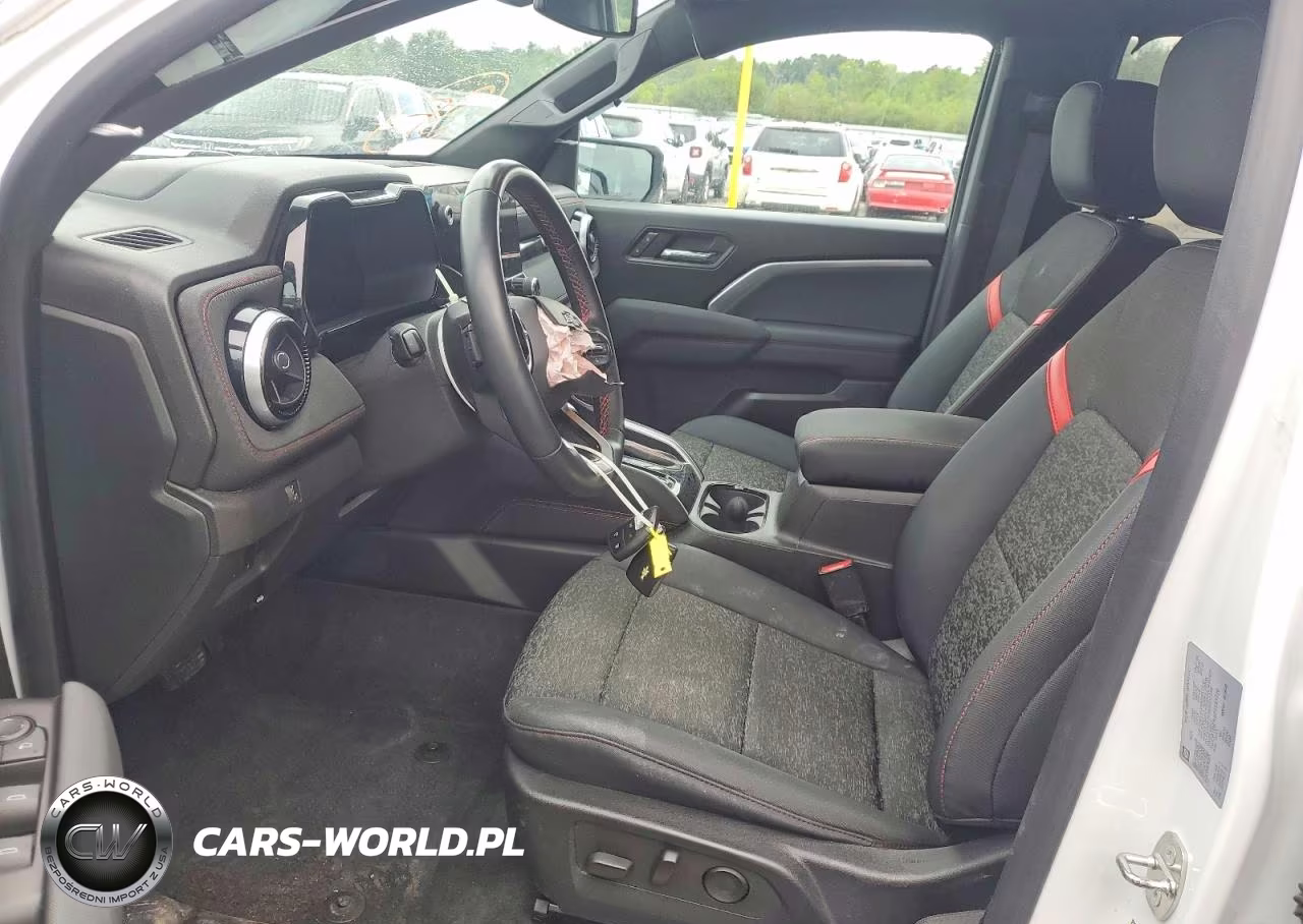 2023 Chevrolet Colorado Z71 VIN:1GCPTDEK8P1193736 - 7