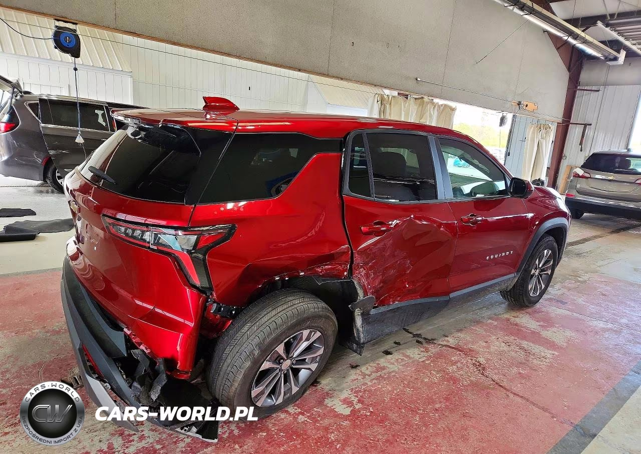 2025 Chevrolet Equinox Lt VIN:3GNAXPEG8SL157710 - 3