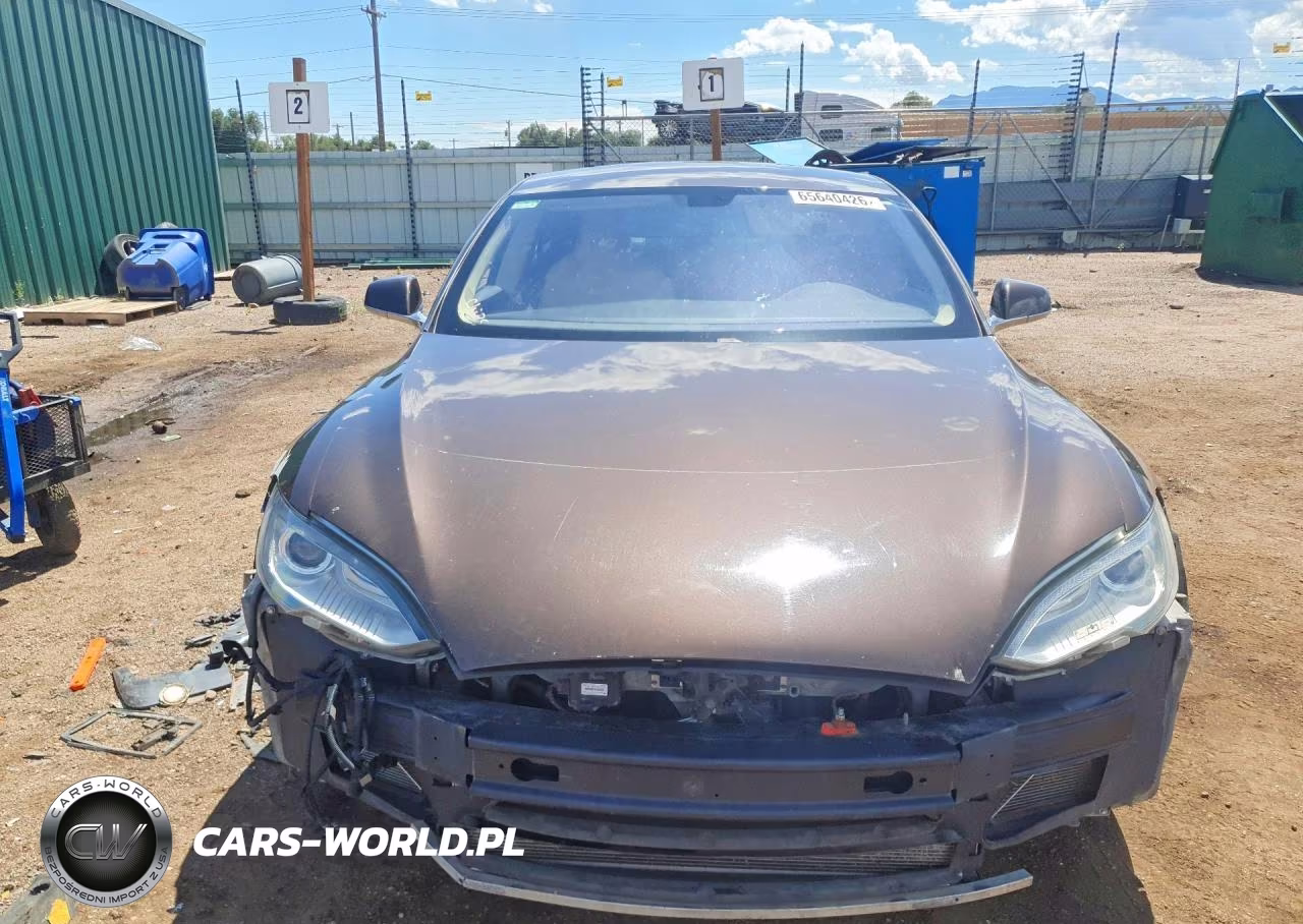2013 Tesla Model S VIN:5YJSA1DNXDFP06823 - 5
