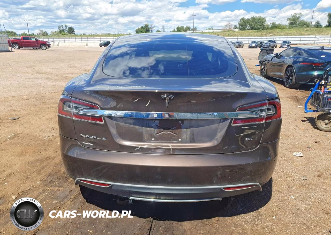 2013 Tesla Model S VIN:5YJSA1DNXDFP06823 - 6
