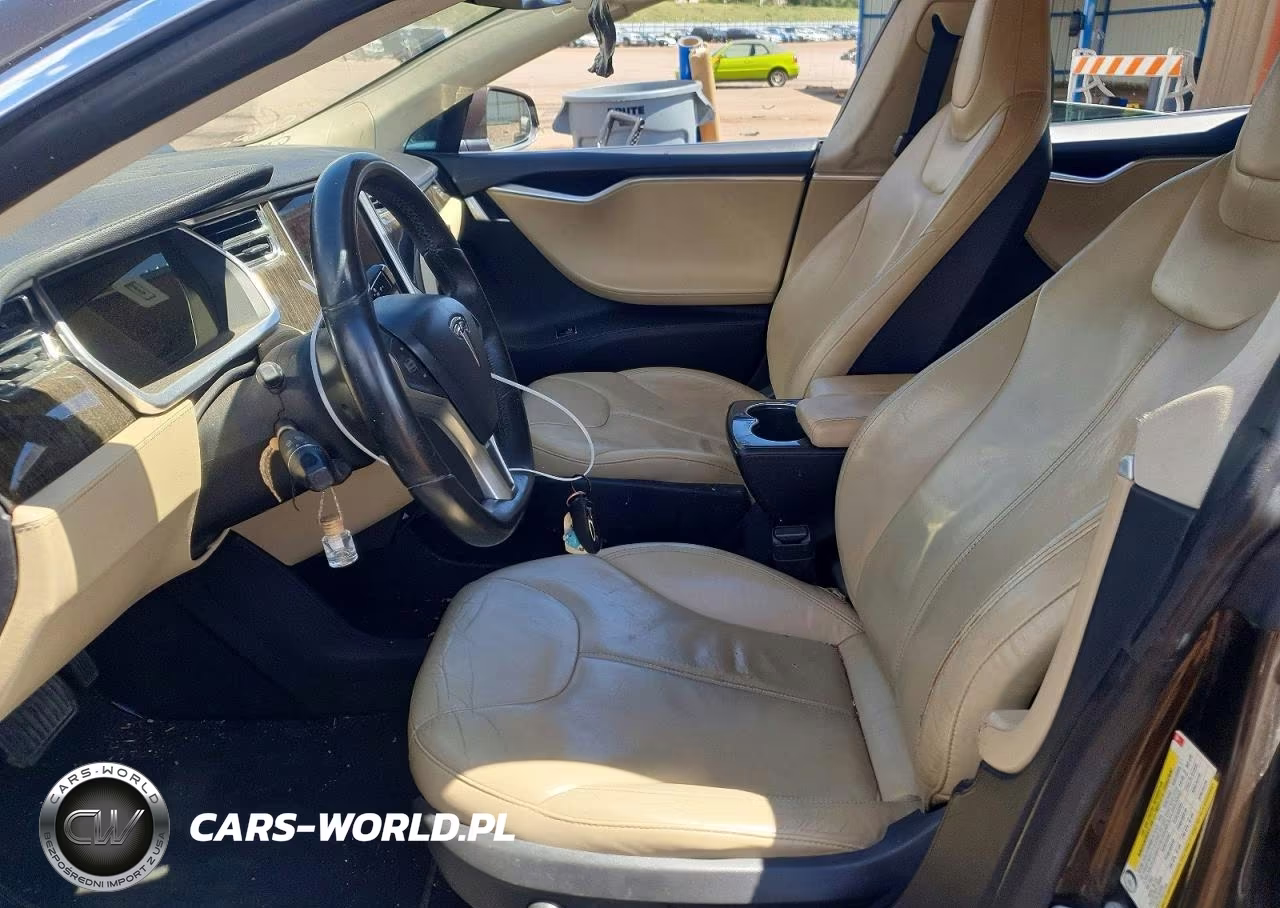 2013 Tesla Model S VIN:5YJSA1DNXDFP06823 - 7