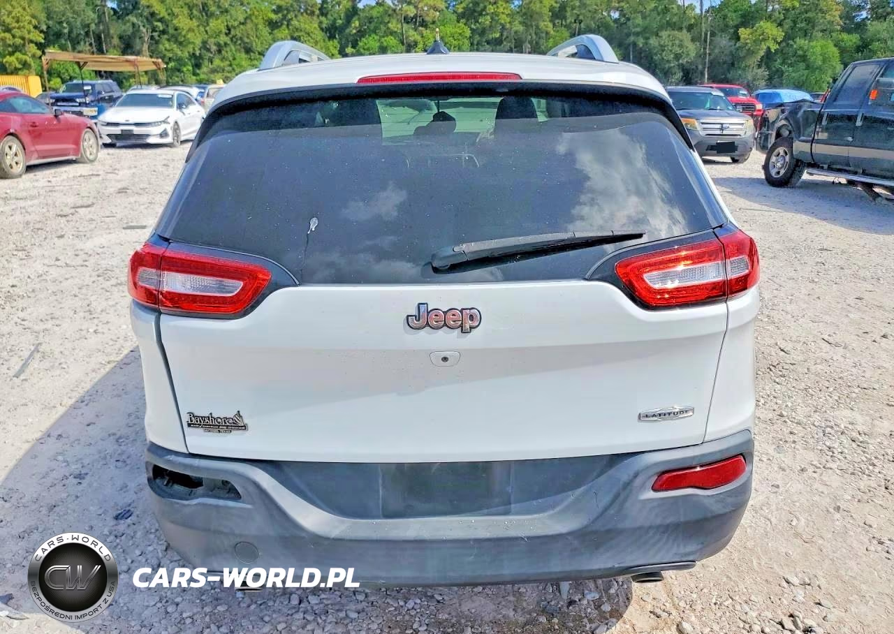 2014 Jeep Cherokee Latitude VIN:1C4PJLCS5EW155352 - 6