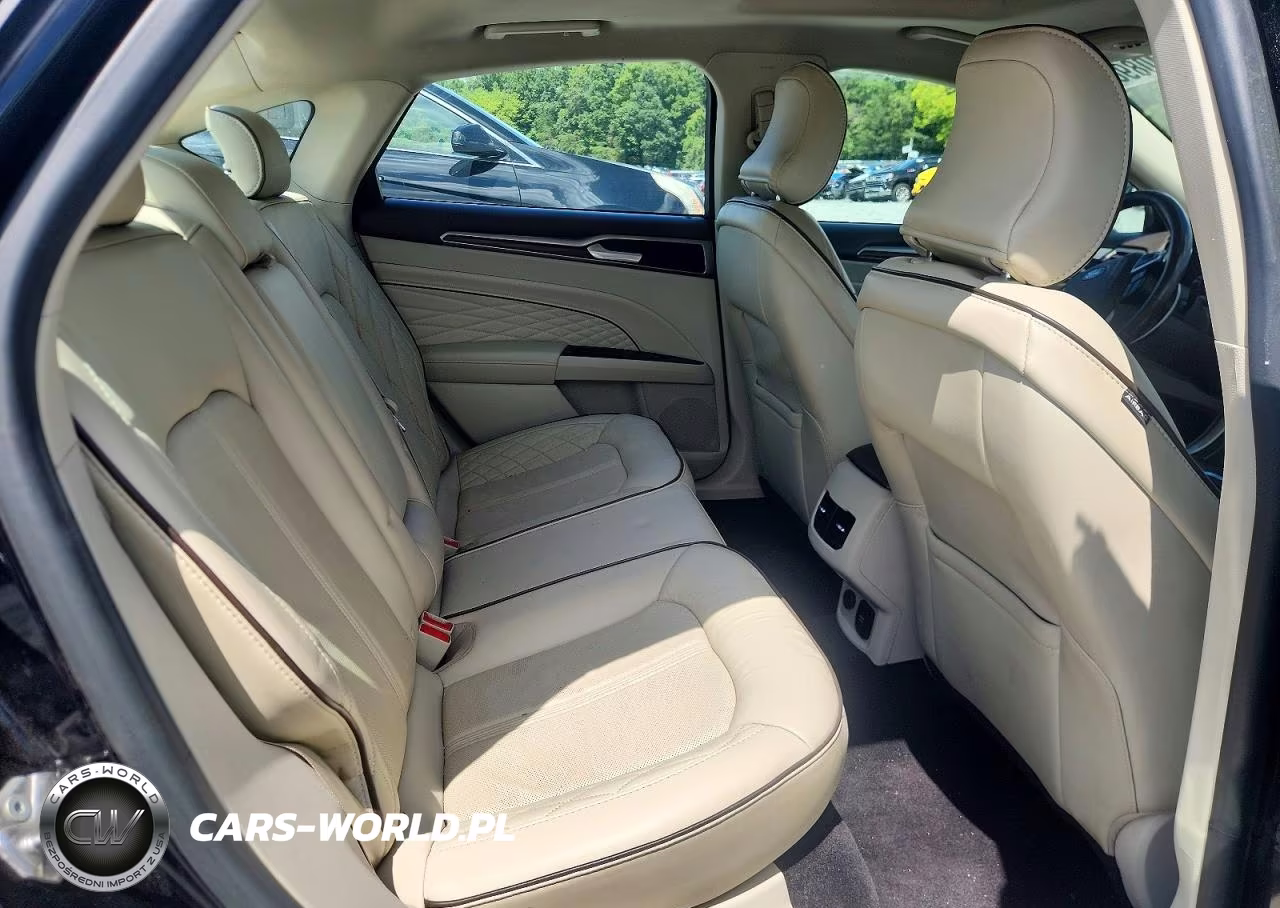 2017 Ford Fusion Titanium VIN:3FA6P0D99HR293347 - 10