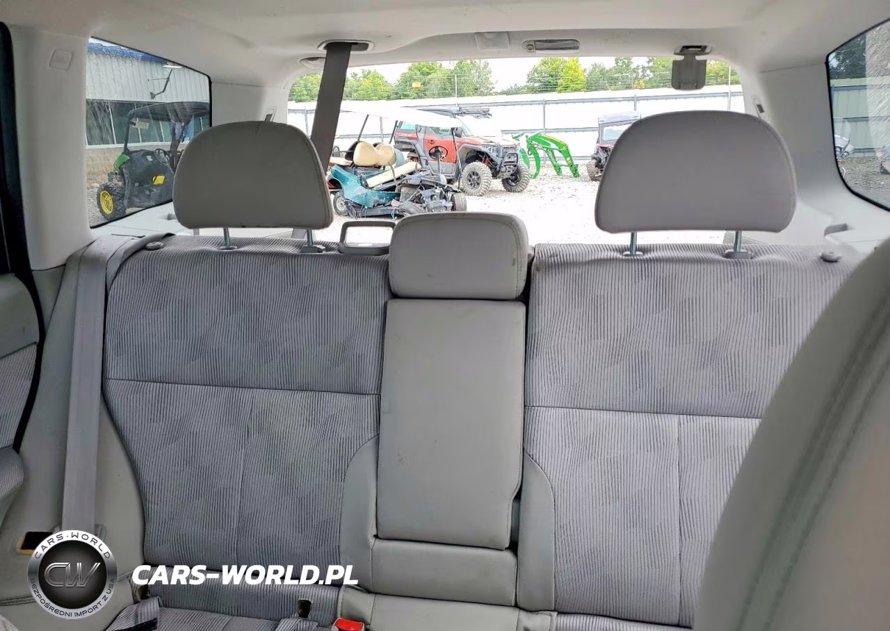 2010 Subaru Forester 2.5X Premium VIN:JF2SH6CC5AH741386 - 10