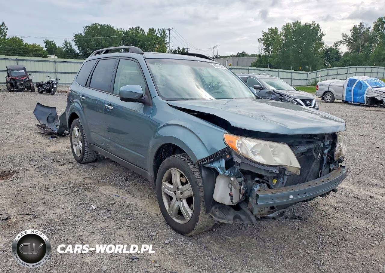 2010 Subaru Forester 2.5X Premium VIN:JF2SH6CC5AH741386 - 4