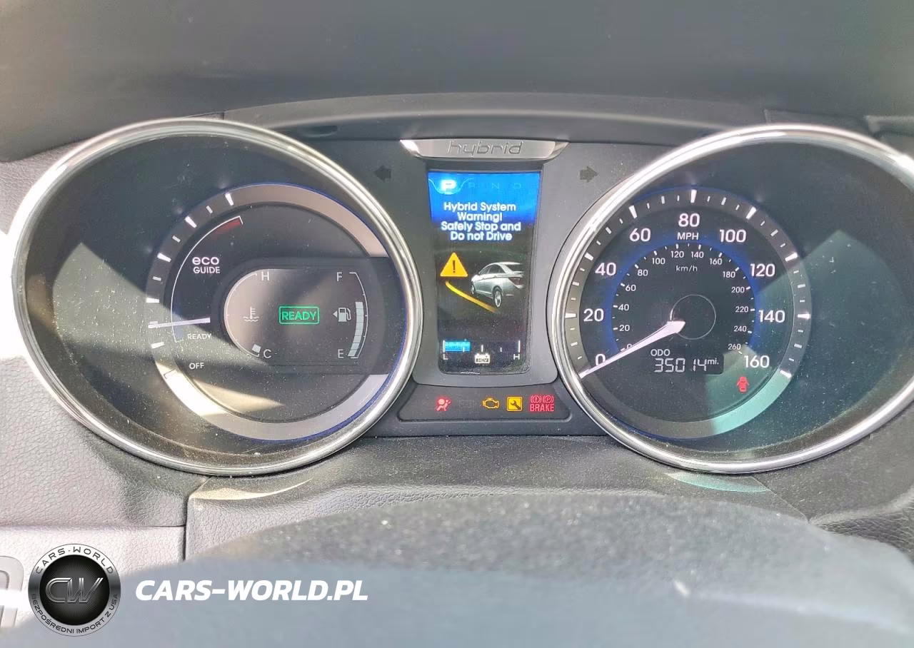 2015 Hyundai Sonata Hybrid Base VIN:KMHEC4A40FA133104 - 9