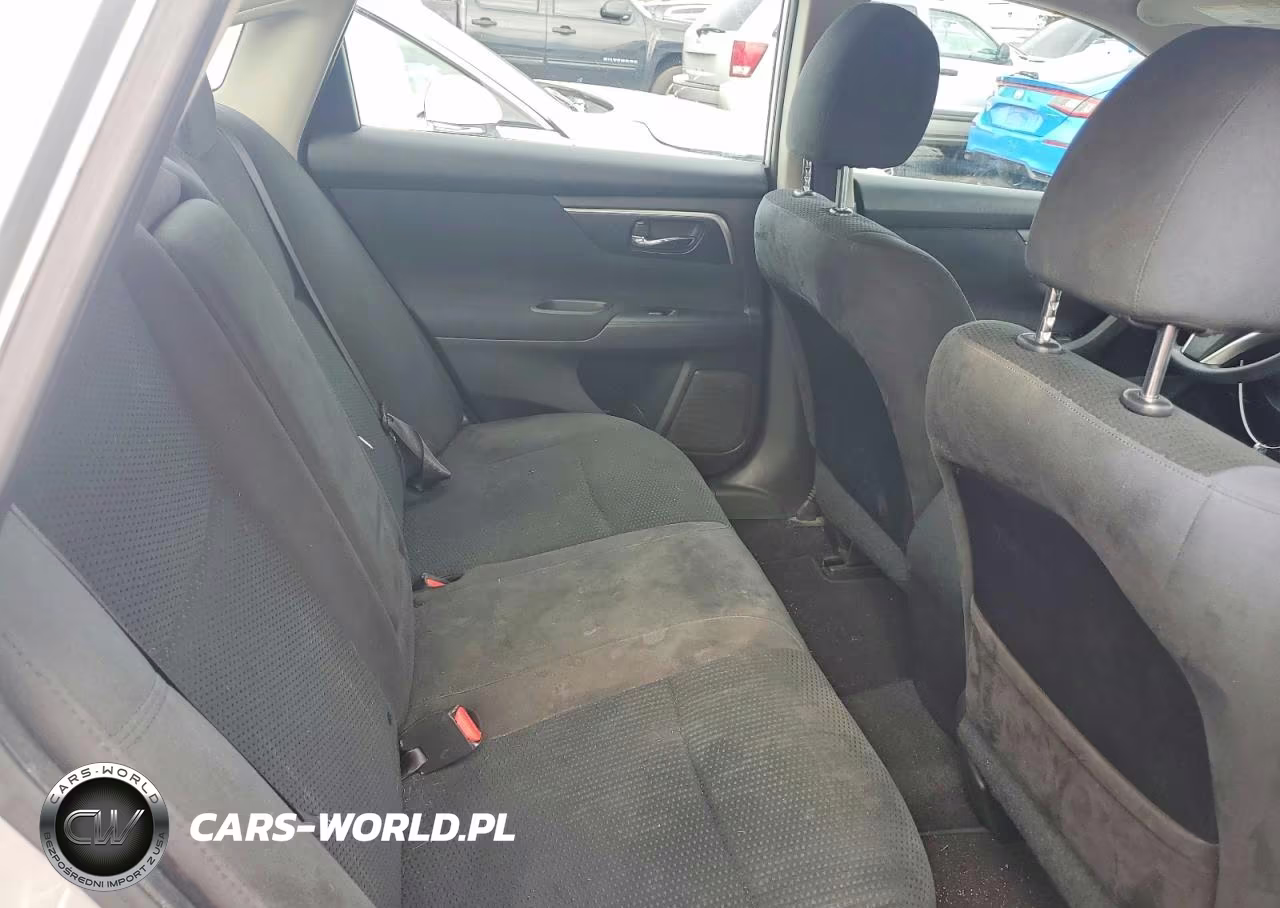 2015 Nissan Altima 2.5 S VIN:1N4AL3AP6FN306114 - 10