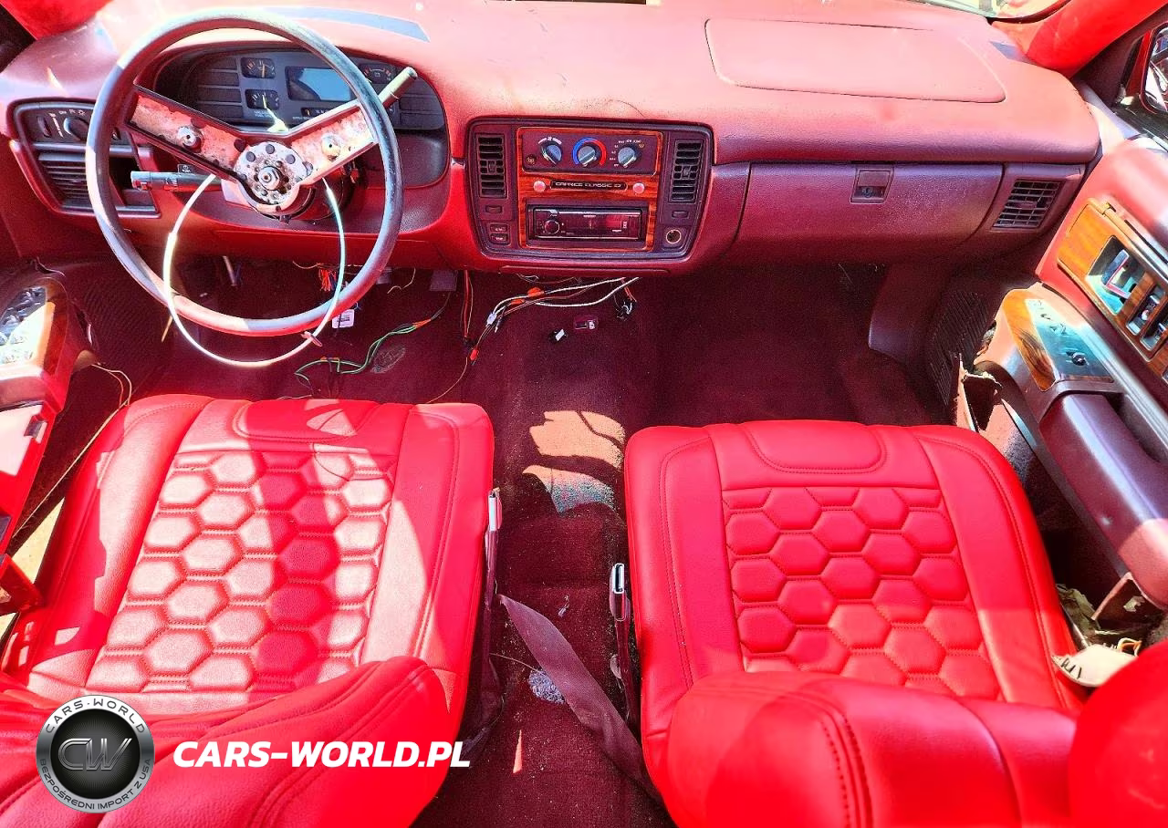 1996 Chevrolet Caprice Classic VIN:1G1BL52W4TR120469 - 8