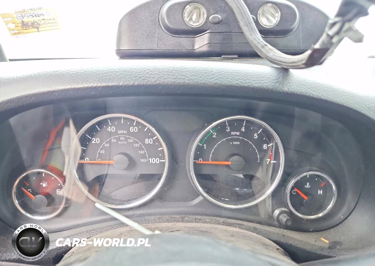 2013 Jeep Wrangler Unlimited Sport VIN:1C4HJWDG7DL679862 - 9