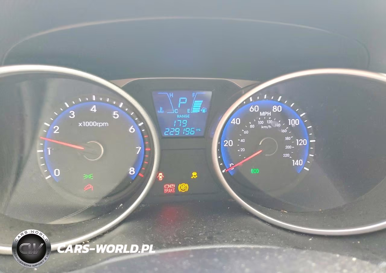 2015 Hyundai Tucson Gls VIN:KM8JT3AF1FU063010 - 9