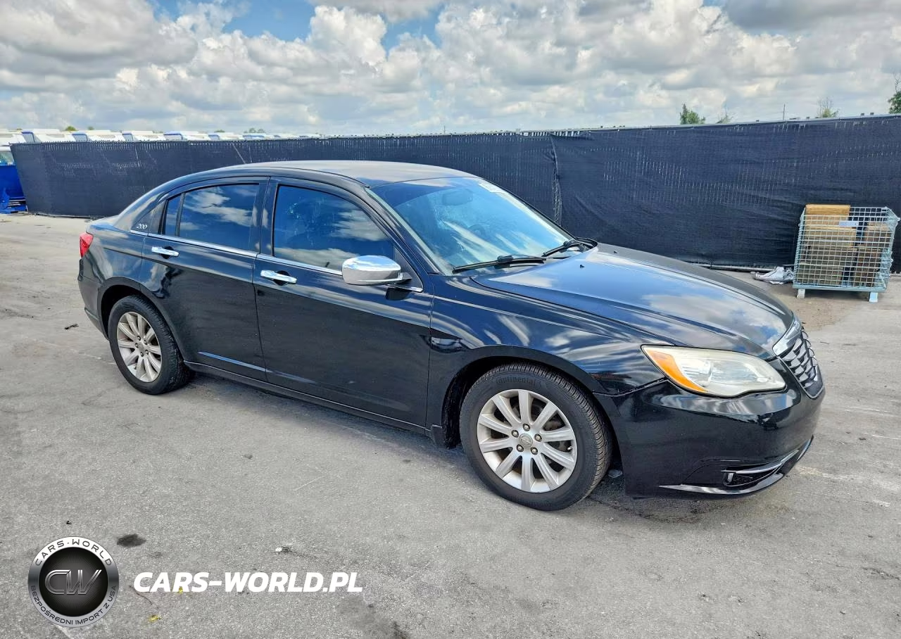 2014 Chrysler 200 Limited VIN:1C3CCBCG0EN100252 - 4
