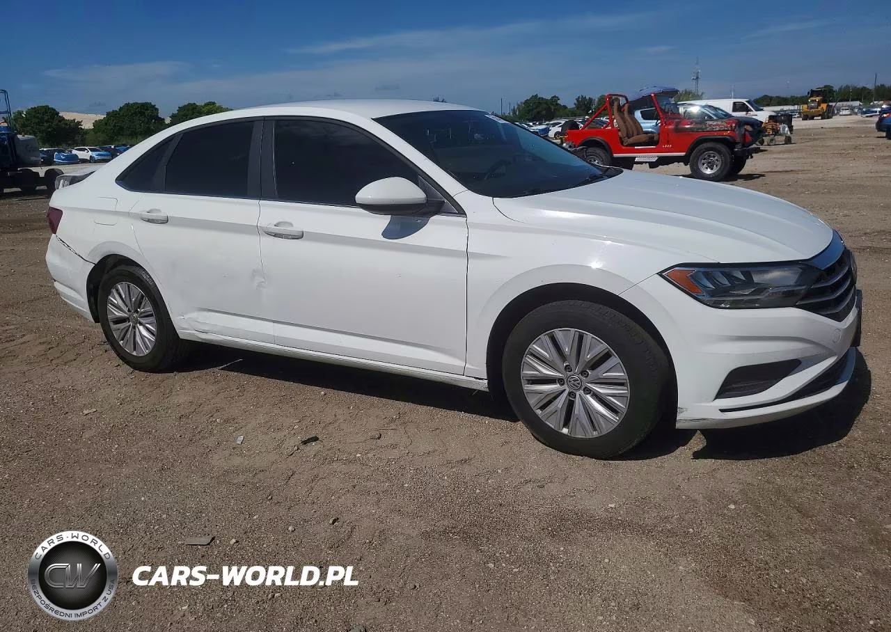 2019 Volkswagen Jetta S VIN:3VWCB7BU0KM154009 - 4
