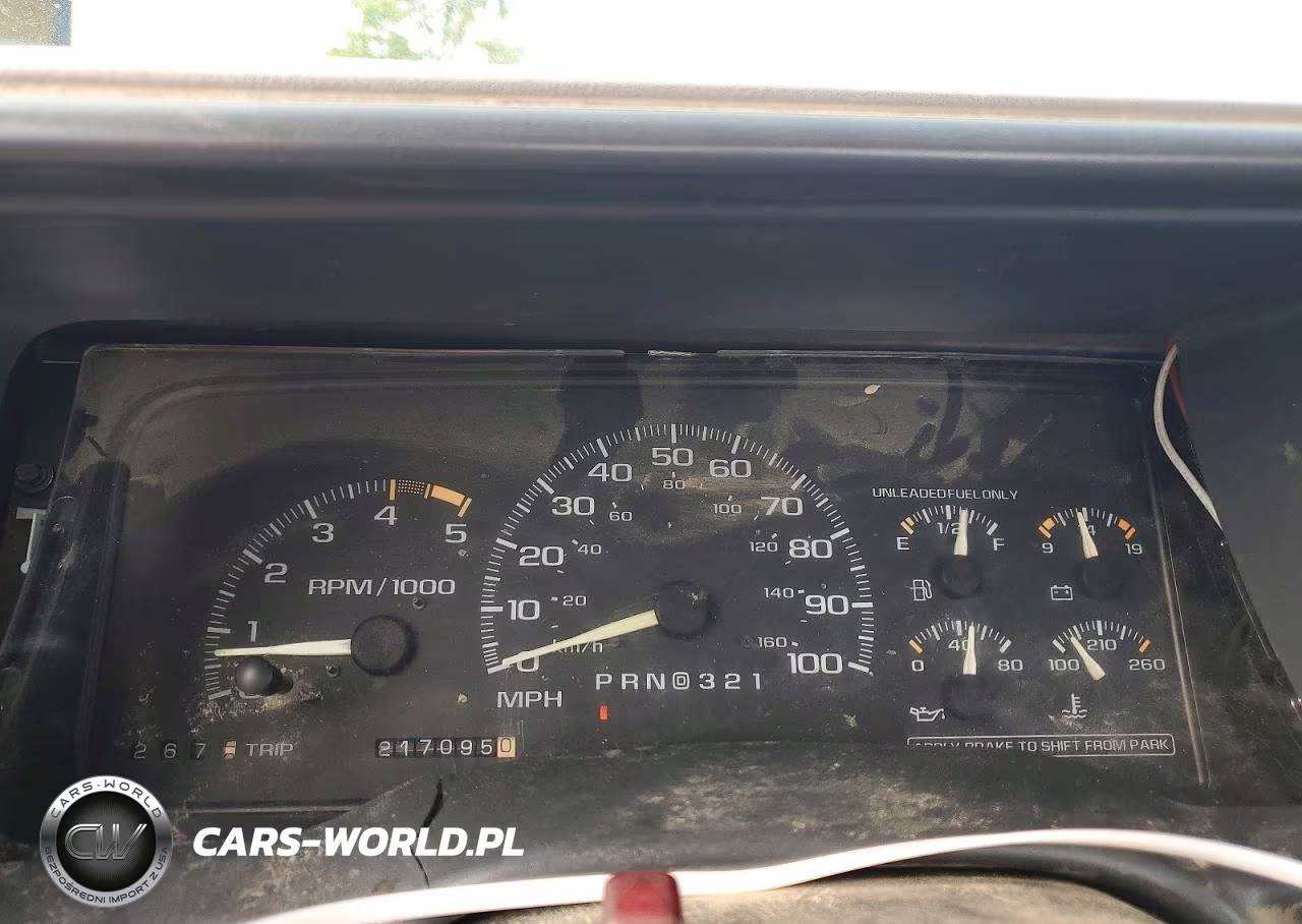 1998 Chevrolet 1500 VIN:1GCEK14R2WZ214541 - 9