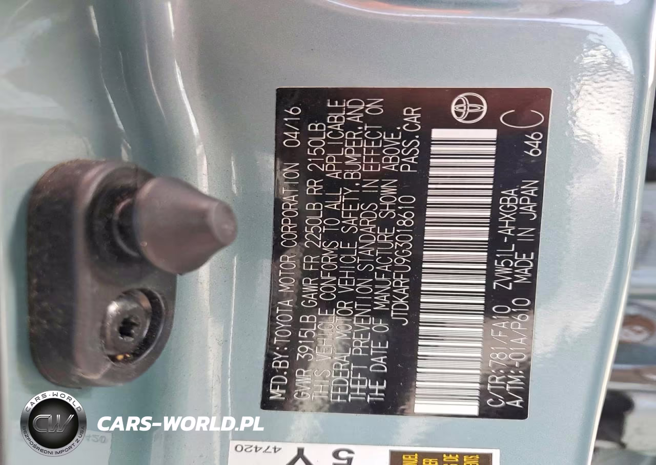 2016 Toyota Prius Three VIN:JTDKARFU9G3018610 - 12