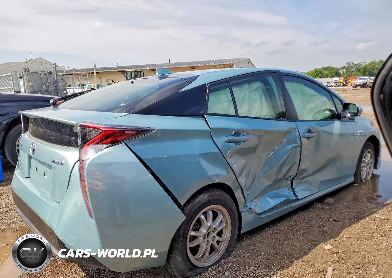 2016 Toyota Prius Three VIN:JTDKARFU9G3018610 - 3