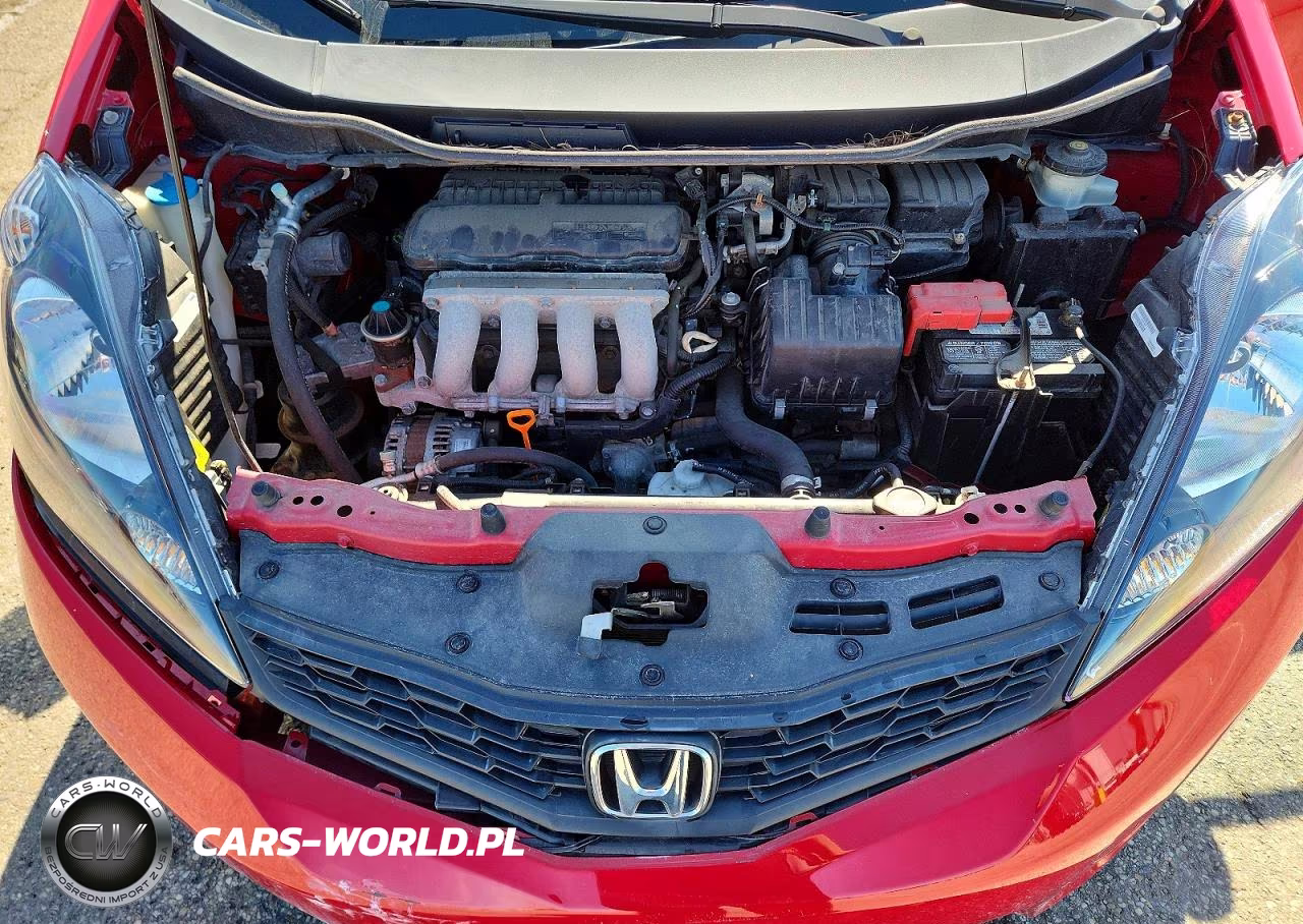 2012 Honda Fit Sport VIN:JHMGE8H57CC012520 - 11