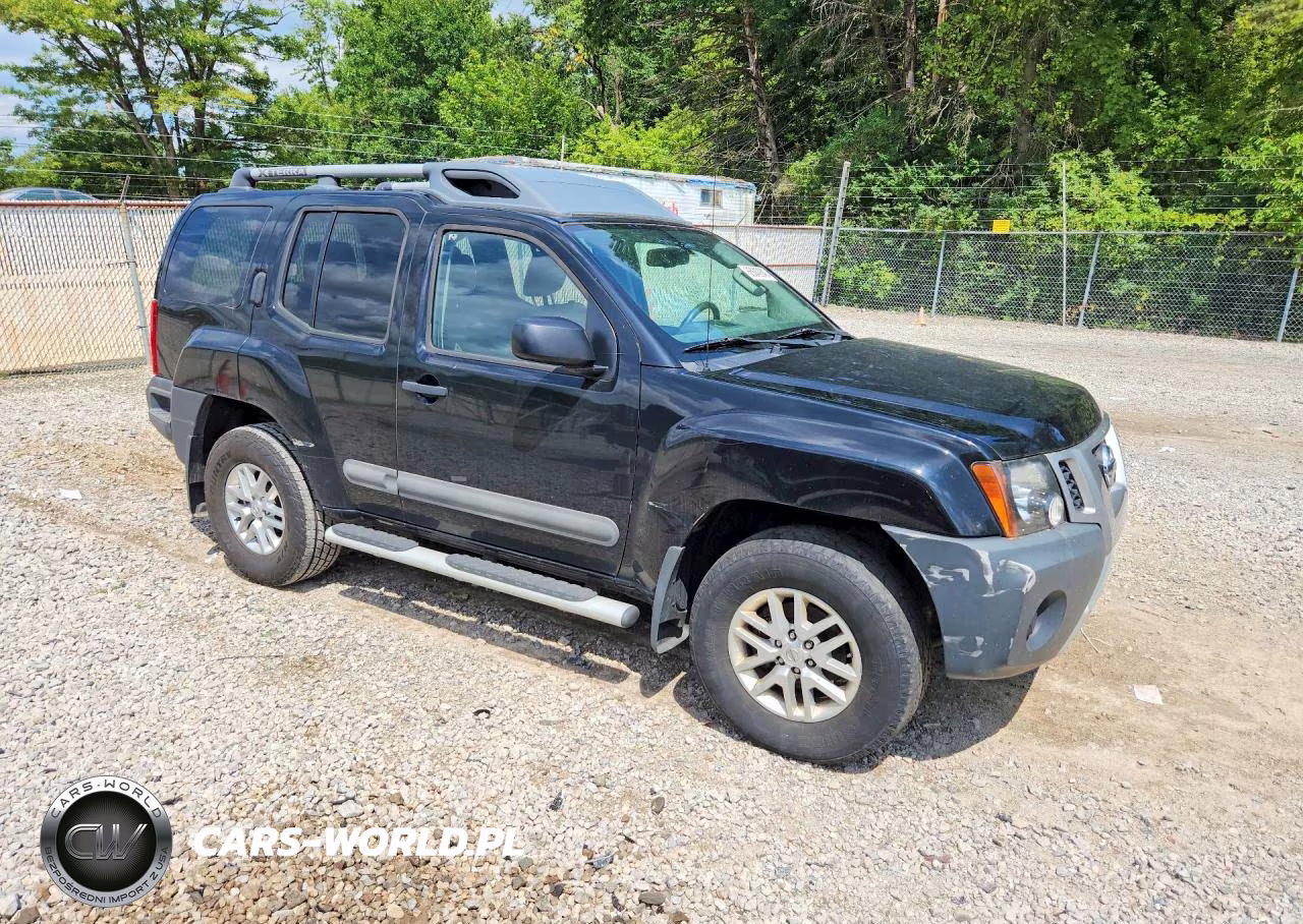 2015 Nissan Xterra S VIN:5N1AN0NW4FN656776 - 4