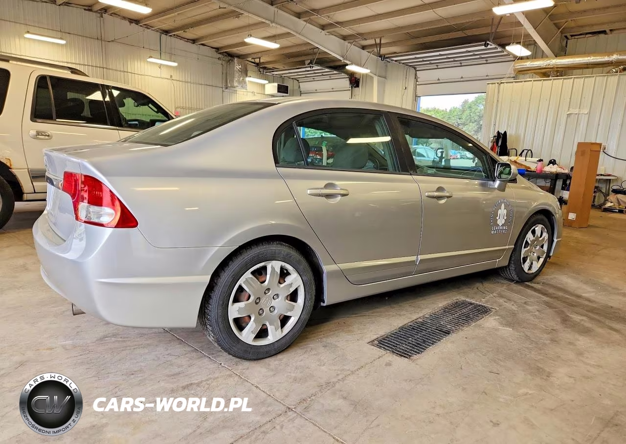 2011 Honda Civic Lx VIN:19XFA1F59BE030558 - 3