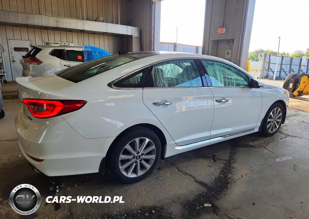 2016 Hyundai Sonata Limited VIN:5NPE34AF1GH356008 - 3