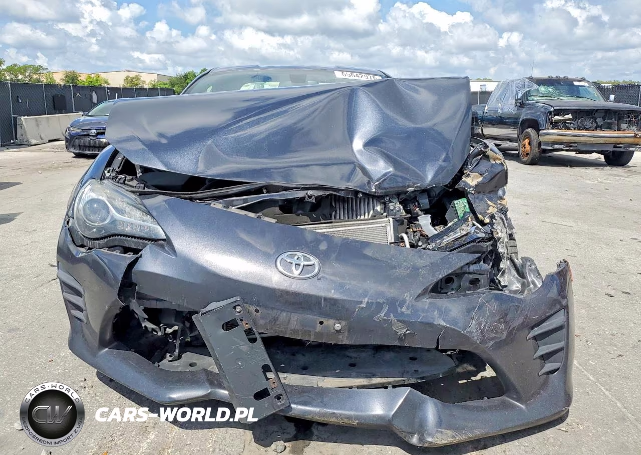 2019 Toyota 86 Base VIN:JF1ZNAA17K8702400 - 5