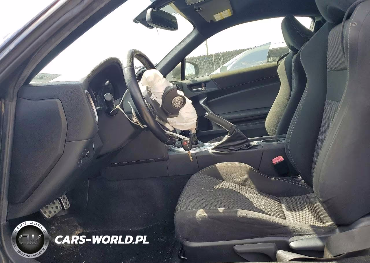2019 Toyota 86 Base VIN:JF1ZNAA17K8702400 - 7
