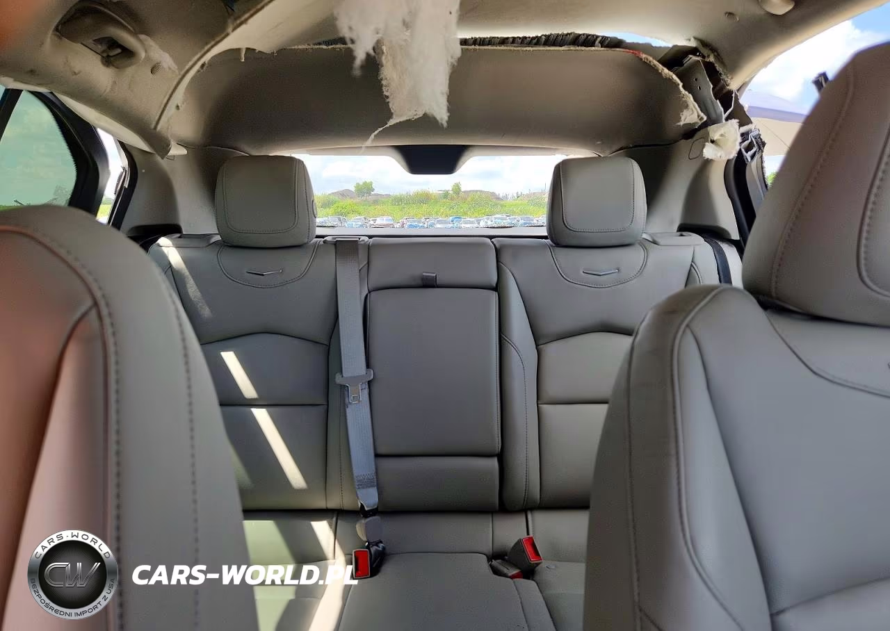 2022 Cadillac Xt4 Luxury VIN:1GYAZAR43NF168736 - 10