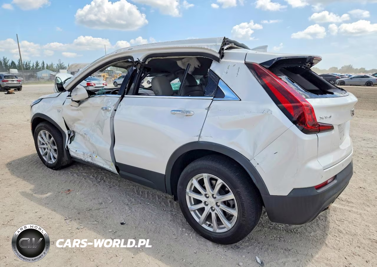 2022 Cadillac Xt4 Luxury VIN:1GYAZAR43NF168736 - 2