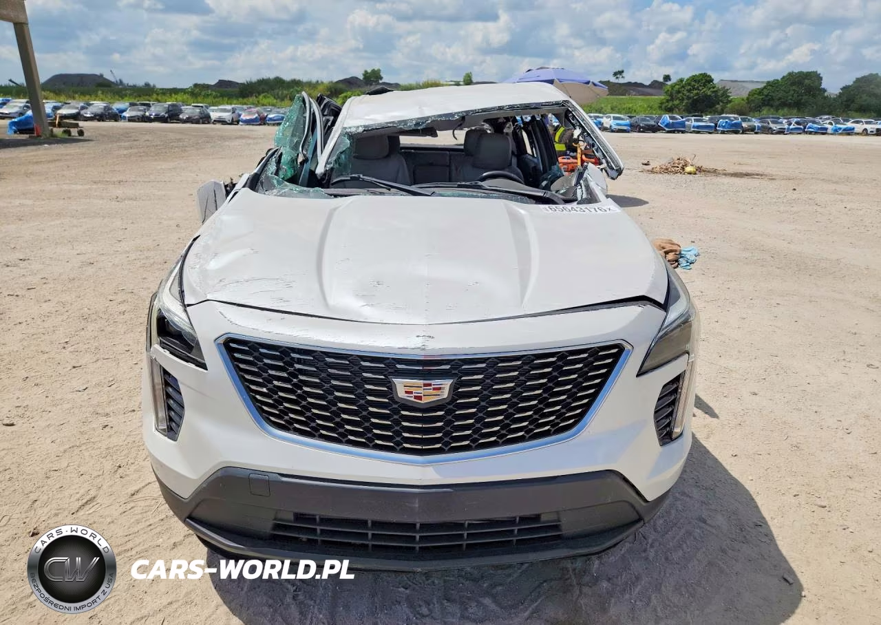 2022 Cadillac Xt4 Luxury VIN:1GYAZAR43NF168736 - 5