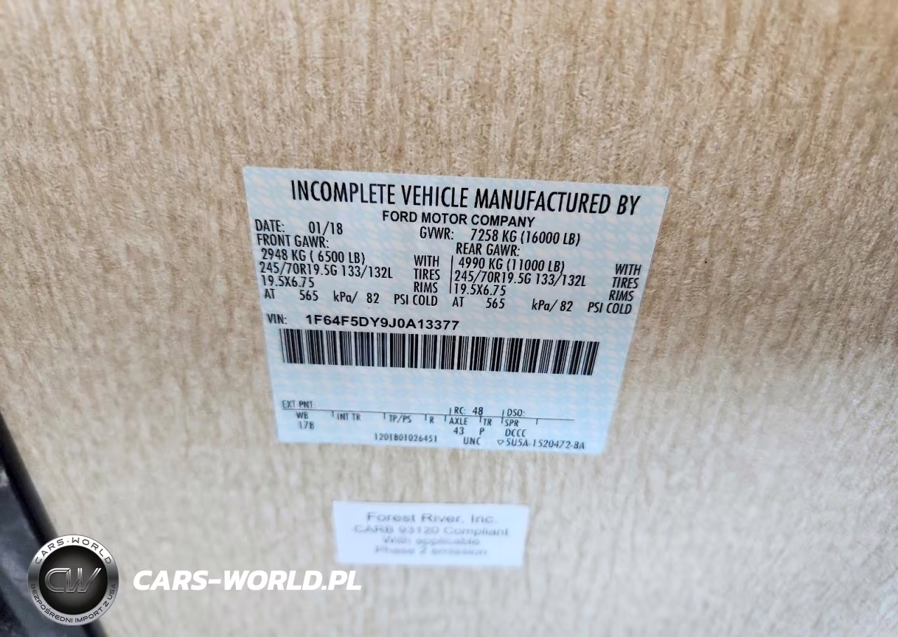 2018 Coachmen Pursuit Rv VIN:1F64F5DY9J0A13377 - 10