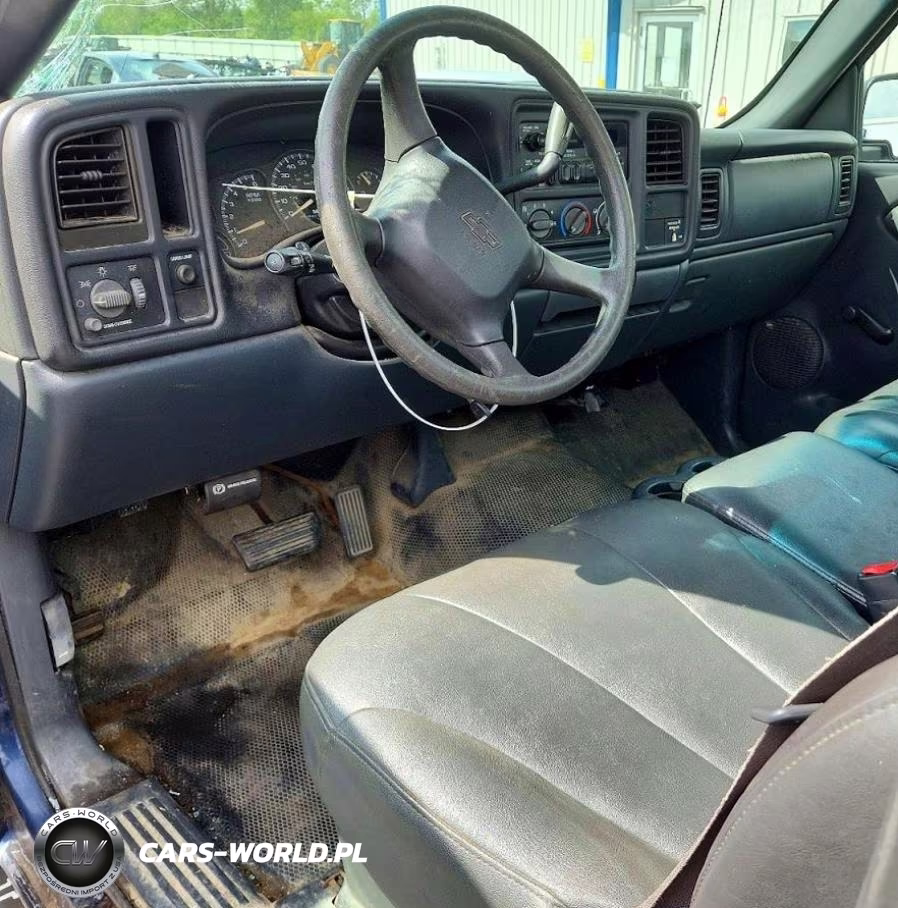 2002 Chevrolet Silverado C1500 VIN:1GCEC14WX2Z163979 - 8