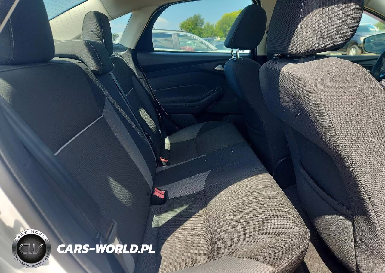 2013 Ford Focus Se VIN:1FADP3F28DL371635 - 10